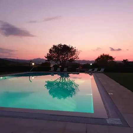 Semesterbostad 200 Mt From The - Baja Sardinia Cala Bitta